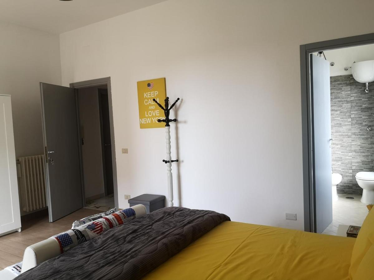 Casadei24 Leilighet Guidonia Eksteriør bilde