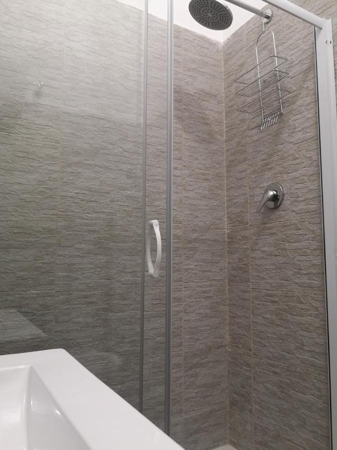 Casadei24 Leilighet Guidonia Eksteriør bilde